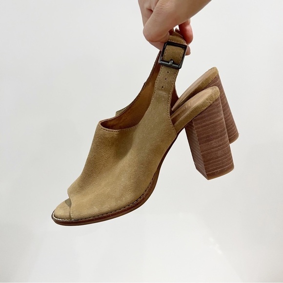 Madewell The Cary Sandal in Suede - Picture 1 of 8